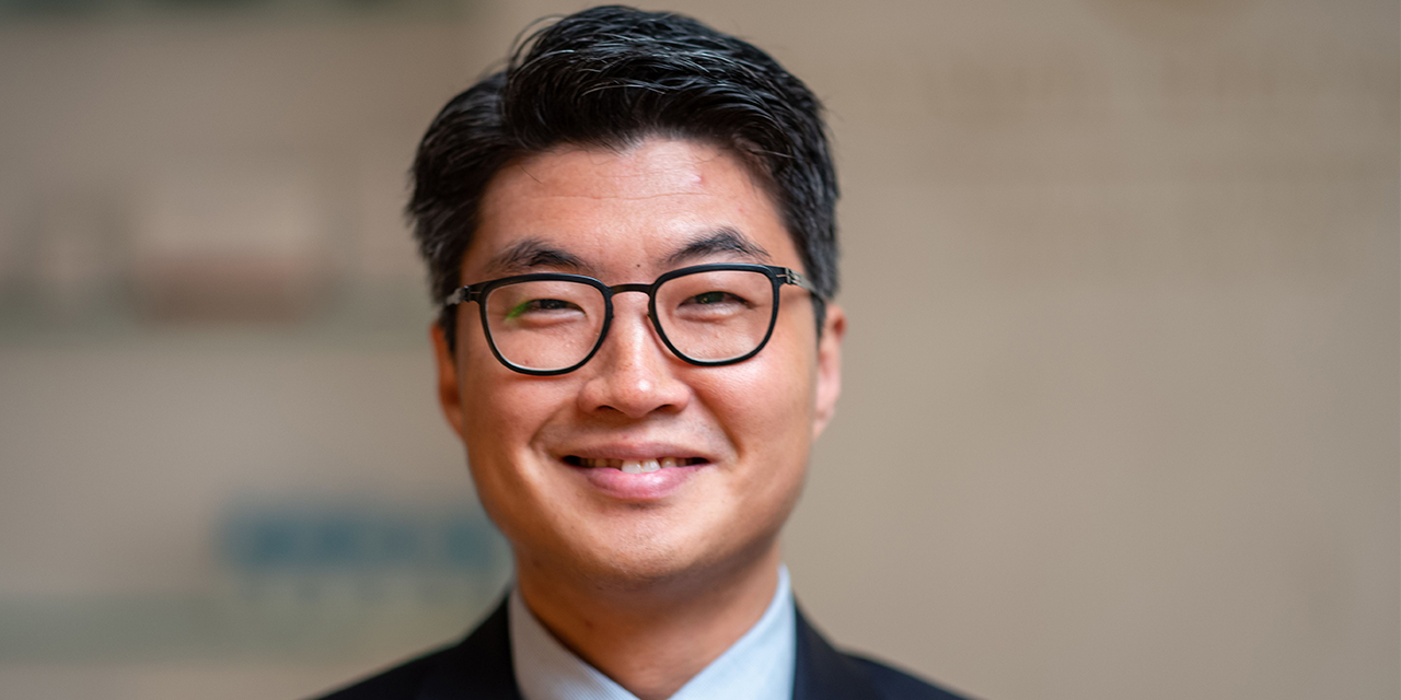 Dr Leo Kim (Specialist Plastic Surgeon)